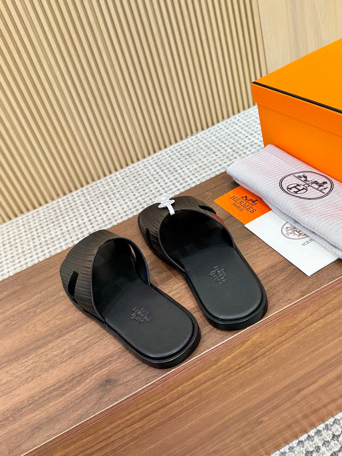 HM Izmir Sandals Black Embossed Leather 799285
