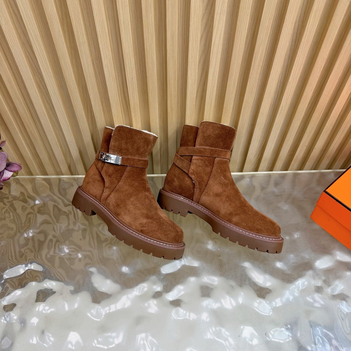 HM Jeff Ankle Boots Brown Suede Shearling 537935