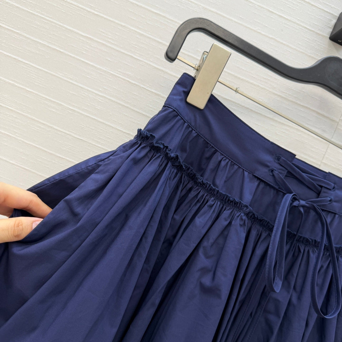 Loew Tiered Tulle Skirt Navy Blue in Cotton 381554