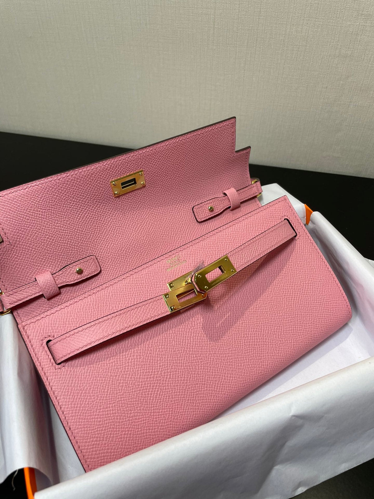 kelly woc 20.5 pink epsom gold hardware