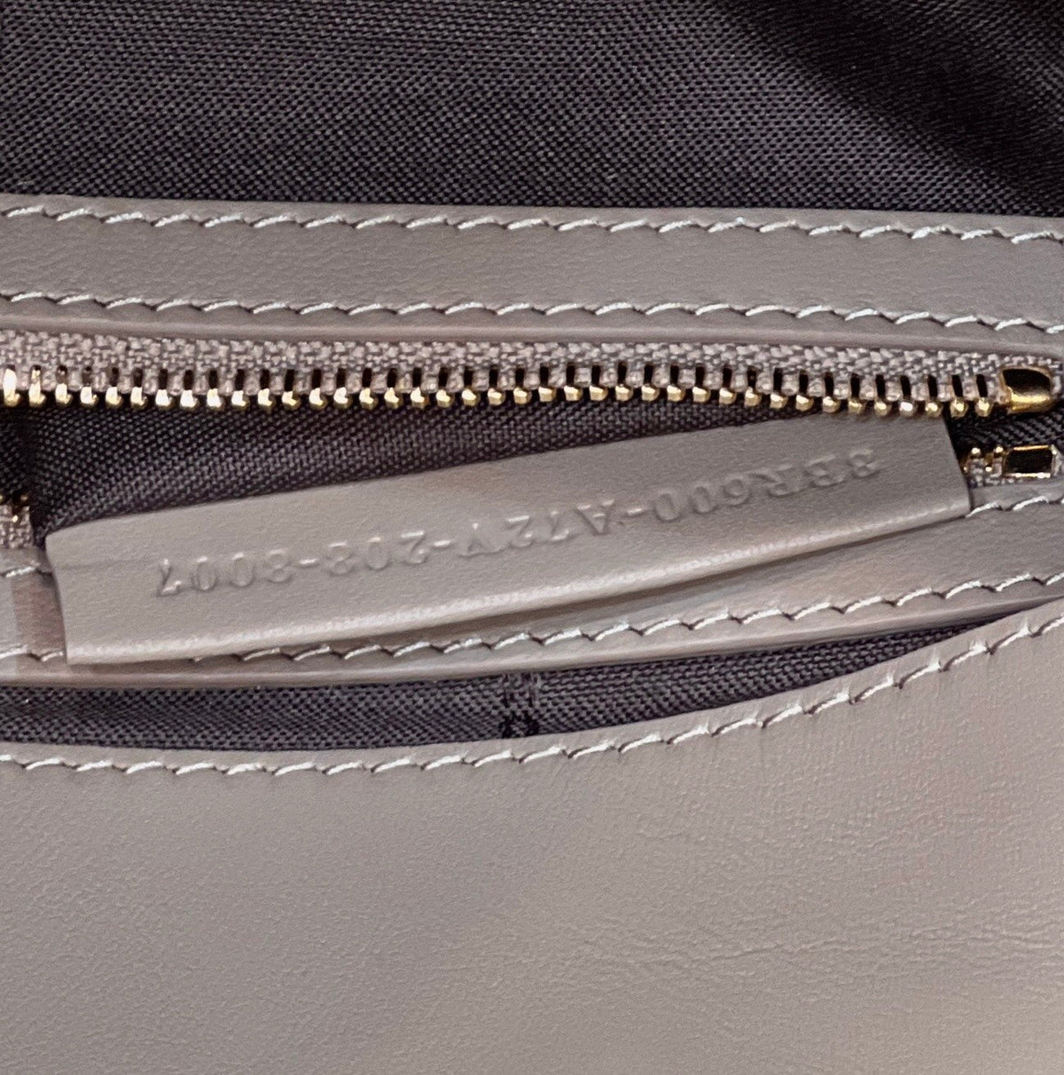 Baguette 27cm Dove Grey Lambskin Gold Hardware