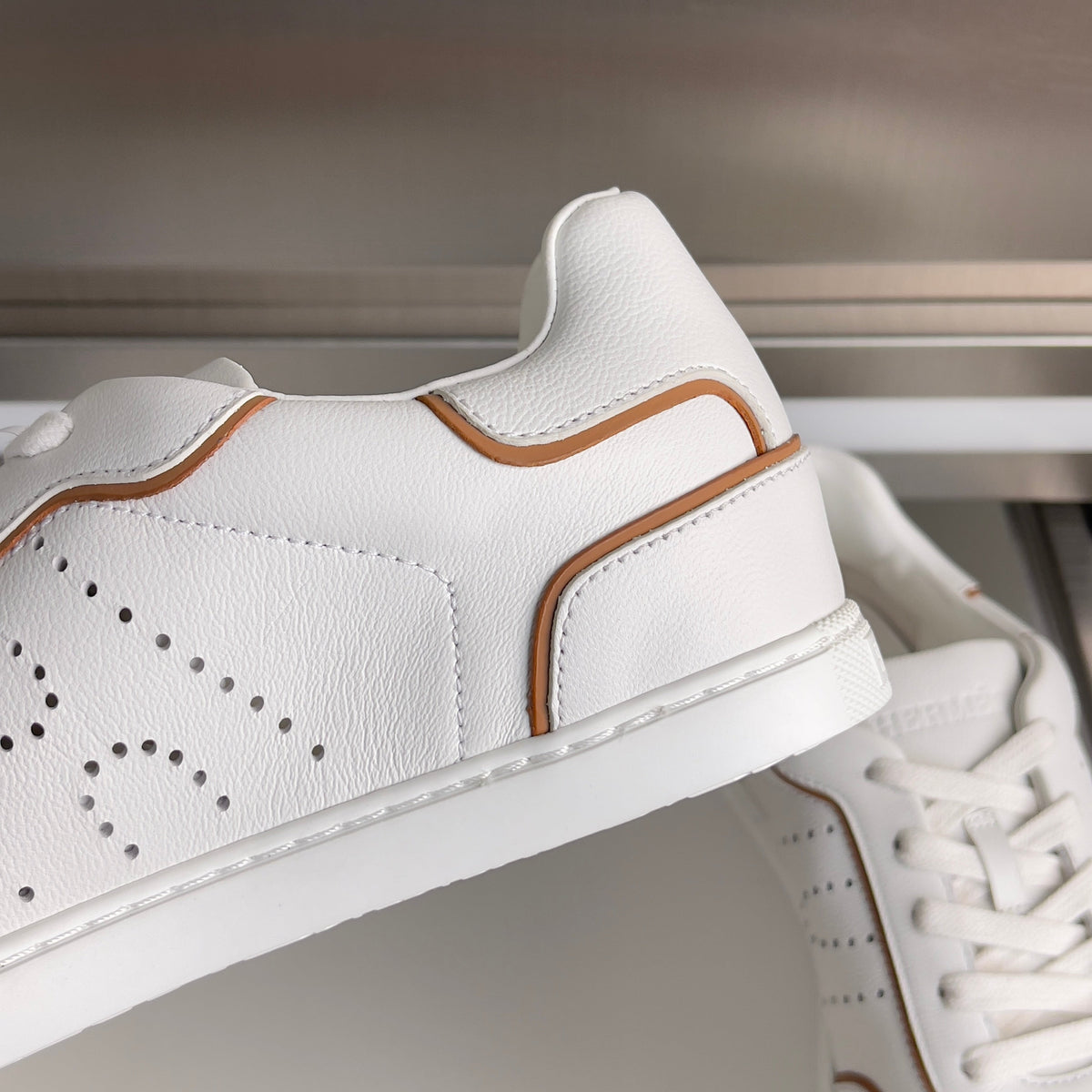 HM Match Sneaker White mix Brown Sheepskin 609040