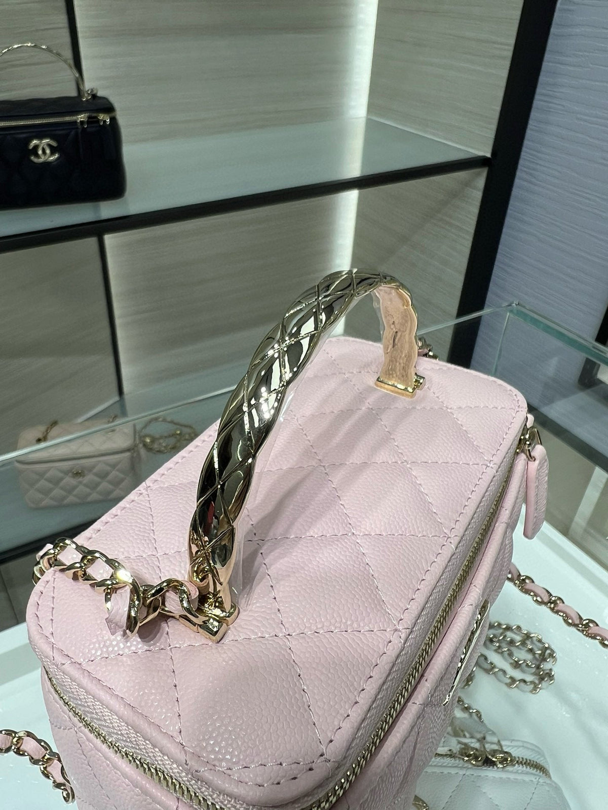 CC 25S Small Vanity 17cm Pink Grained Calfskin Light Gold Hardware