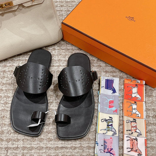 HM Hera Sandal Black Cowhide 544538
