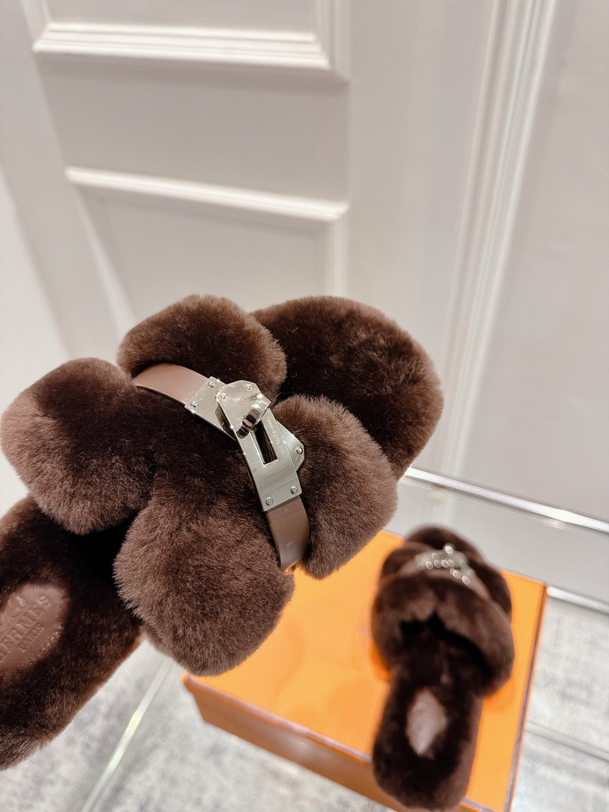 HM Oran slippers sliver buckle dark brown wool