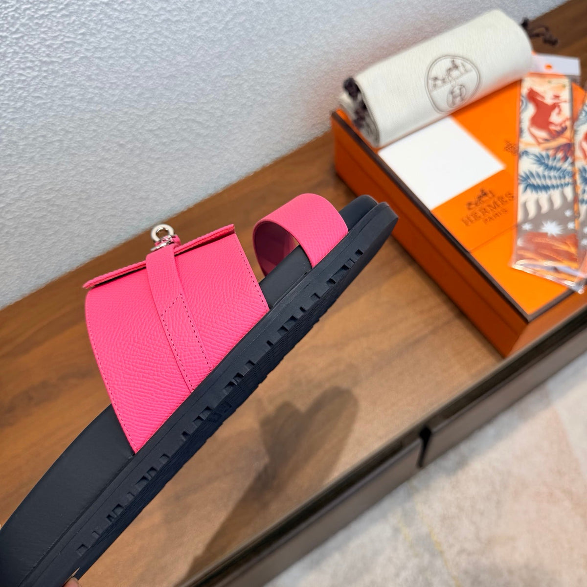HM Jackson Sandals Hot Pink Sheepskin 707179