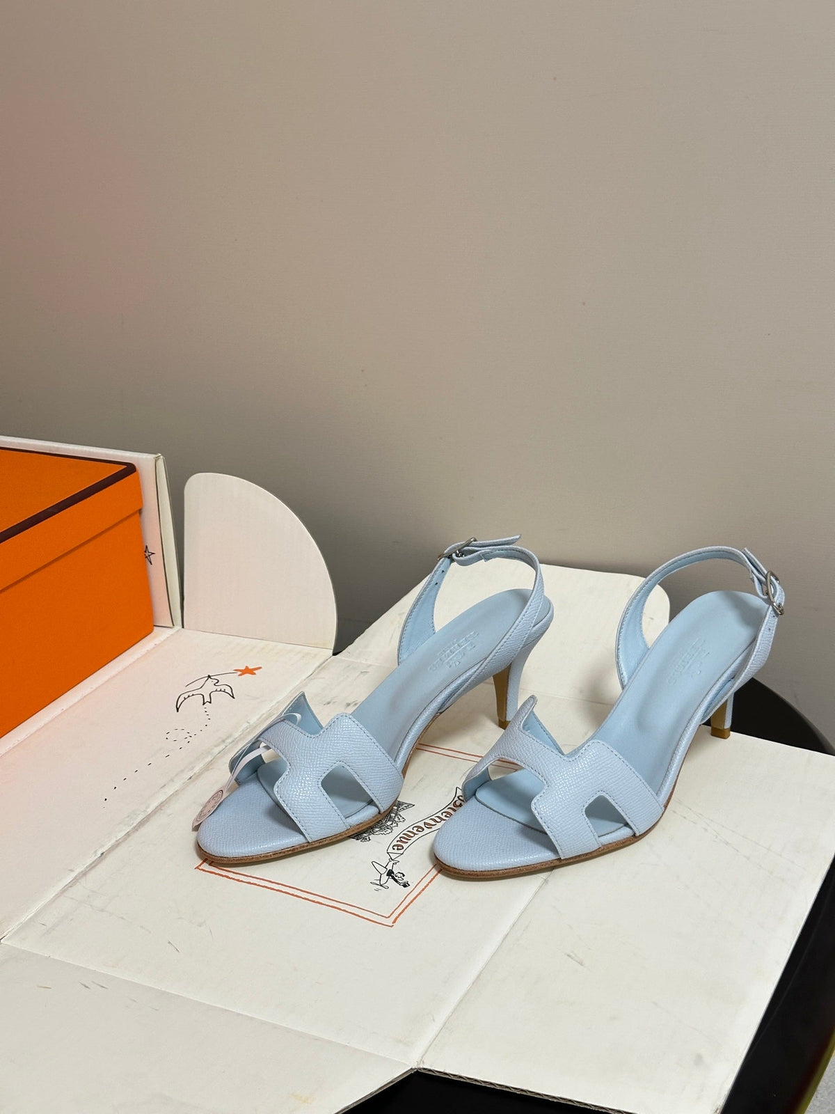 HM Holy Sandal Light Blue Cowhide 835003