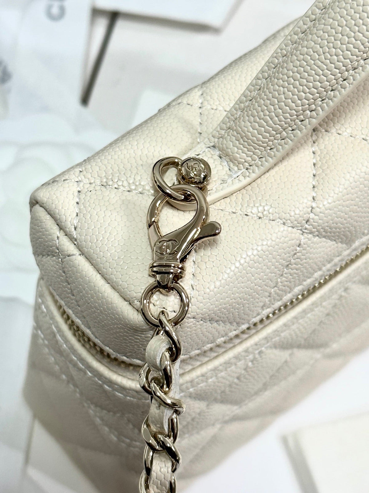 CC 25C Vanity Case Ivory White Calf Leather Light Gold Hardware 243660