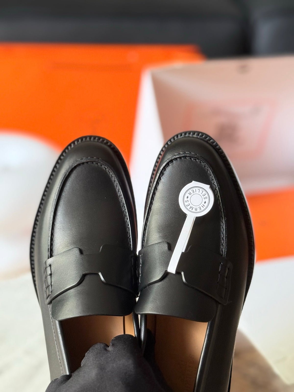 HM Hour Loafer Black Cowhide 531377