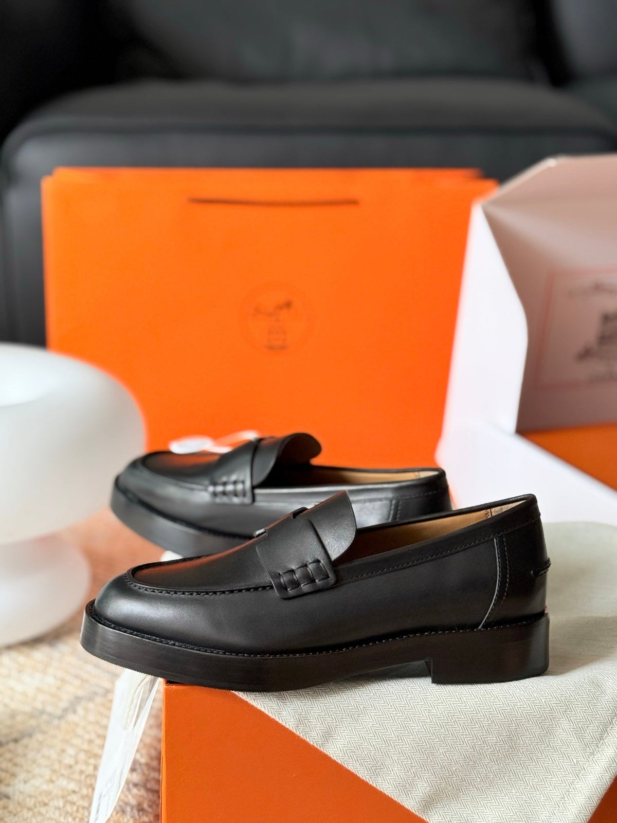 HM Hour Loafer Black Cowhide 531377