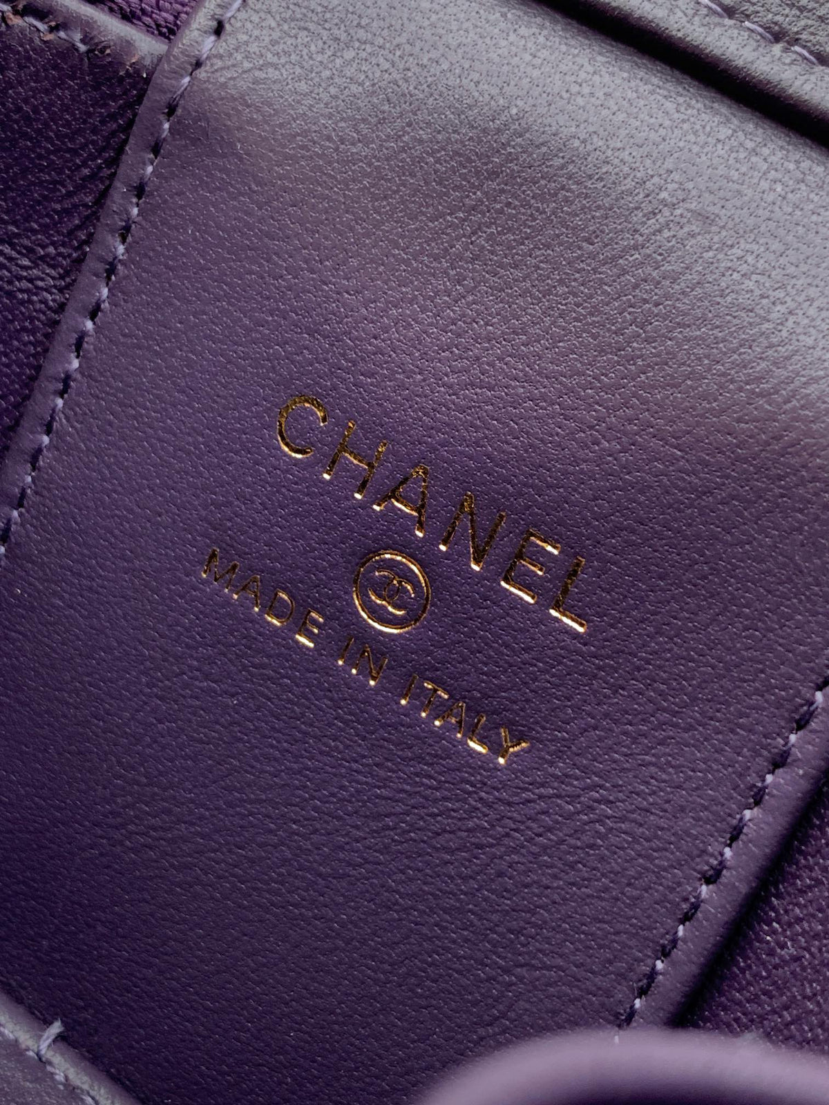 Chane 2026 Vanity Case 11cm Velvet