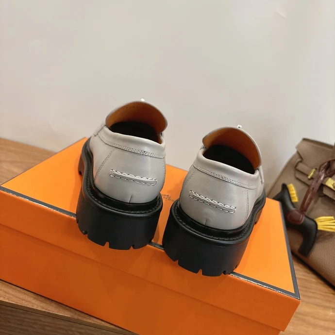 HM 26ss Loafers Gray Calfskin Sliver Buckle 638430