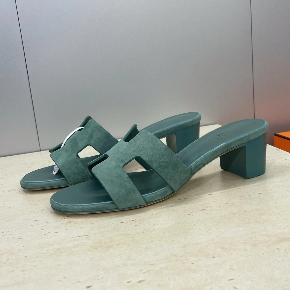 HM 26ss Oran Sandals 45 Moss Green Suede Cowhide 607213