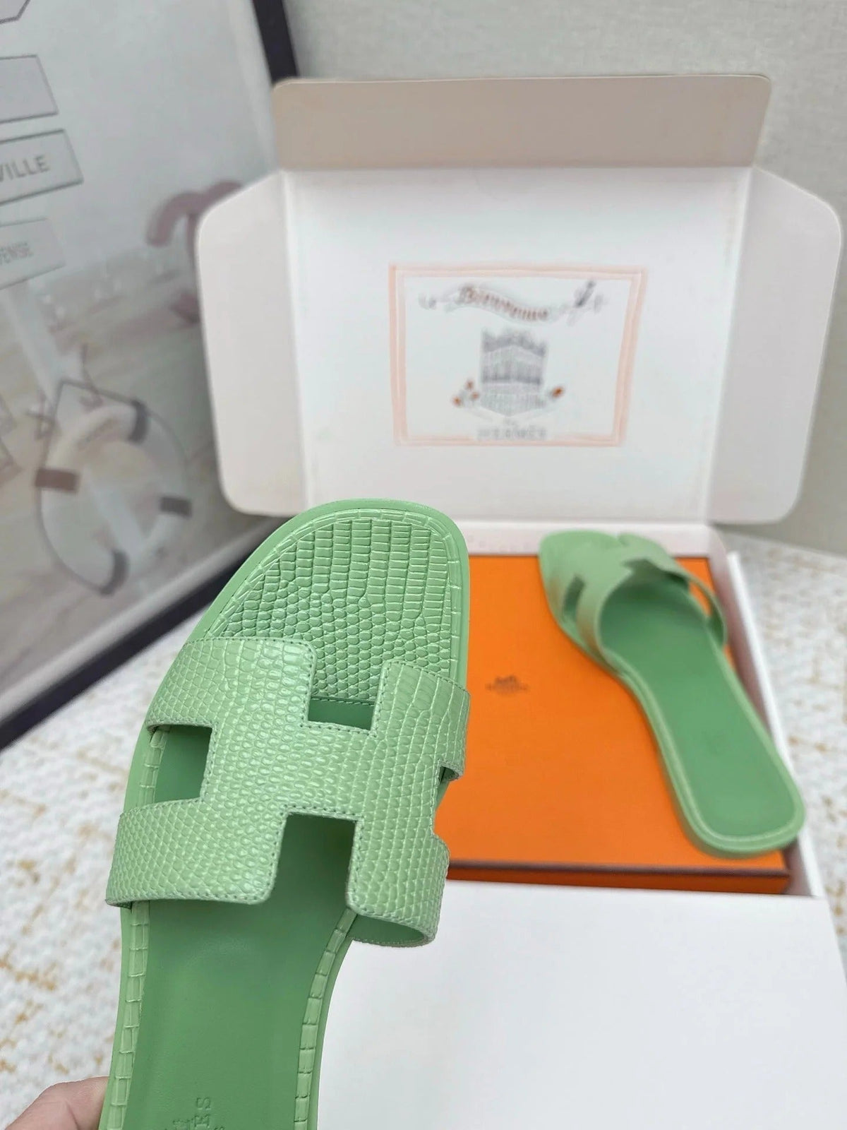 HM 26ss Oran Sandals Green Cowhide 625048