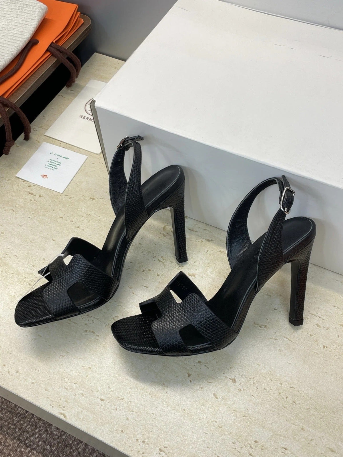 HM 26ss High Heel Sandals 105 Black Cowhide 607116
